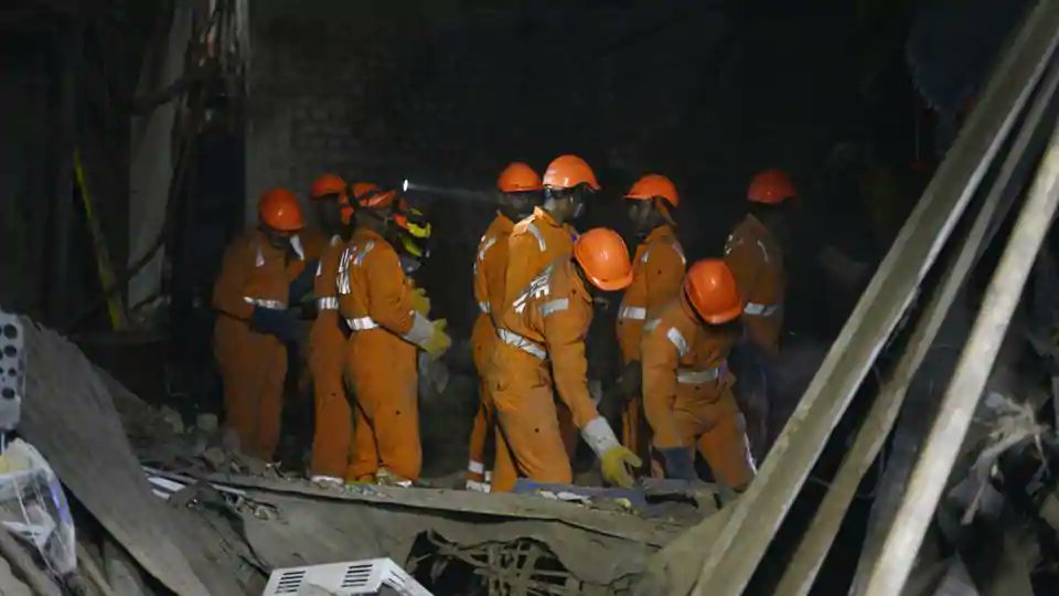 Police arrests co-owner after factory collapse in Delhi