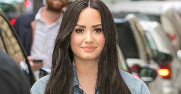 Demi Lovato shares fat shaming ad on Instagram, says can be pretty at any weight