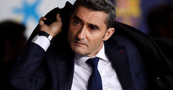 Soccer-Valverde says Barca future depends on winning trophies