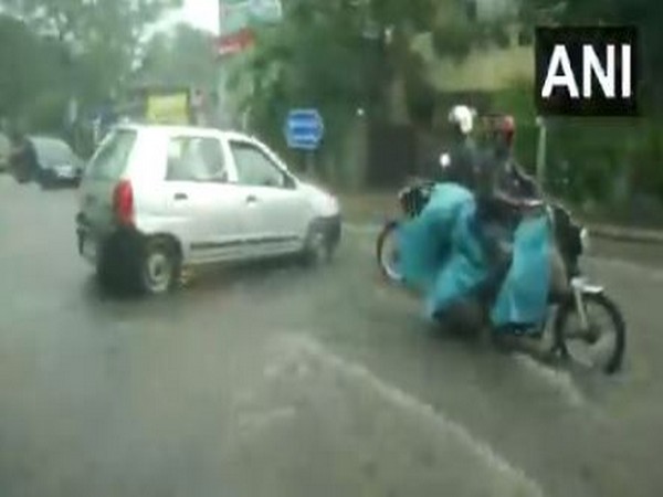 Heavy rain causes waterlogging, commuting problems in Chennai