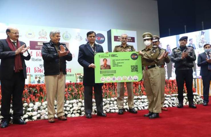 Nityanand Rai distributes Ayushman CAPF cards to last 10 personnel 
