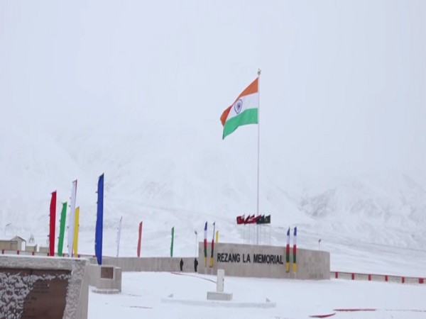 Madhya Pradesh Minister visits Rezangla LA Memorial in Ladakh