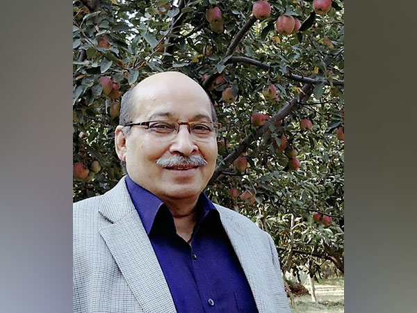 Himachal CM mourns demise of ANI's Chief Operating Officer Surinder Kapoor