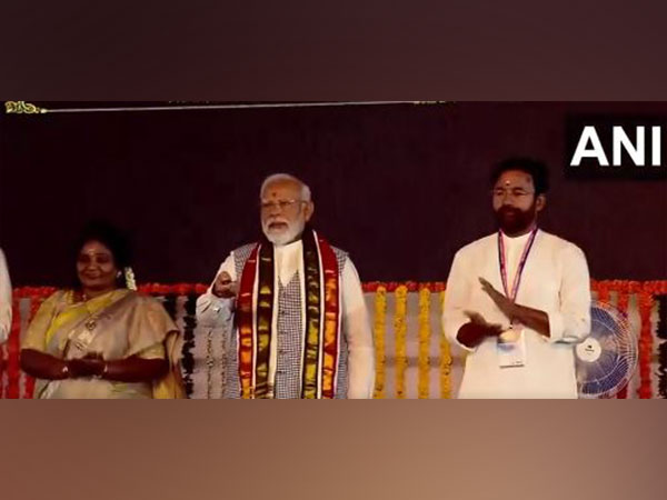 Telangana: PM Modi unveils several development projects worth Rs 7,200 crore at Sangareddy