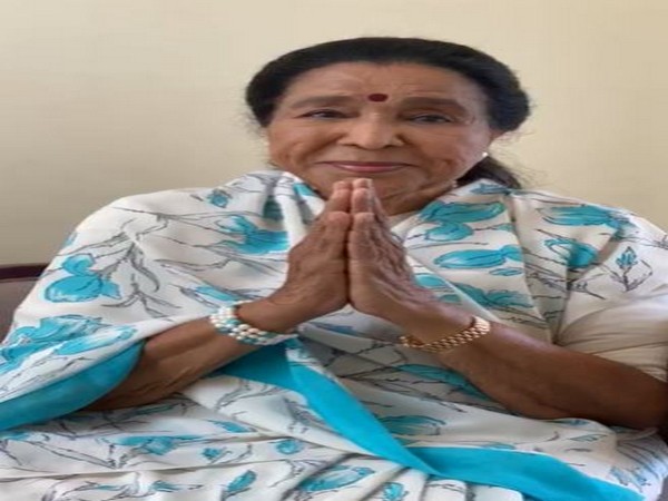 Asha Bhosle urges people to contribute Rs 100 to PM-Cares Fund