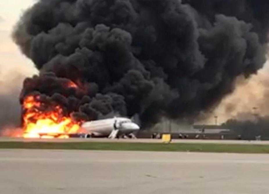 One reported dead, many injured in Moscow plane blaze 