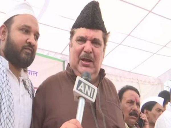 Raza Murad extends Eid greetings, says spread happiness with others
