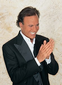 Julio Iglesias says 50-year singing career is 'a miracle'