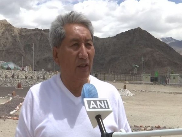 Ladakhi poet dedicates composition honouring bravehearts of Galwan clash