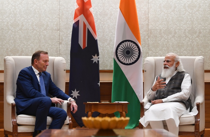 PM Modi meets former Australian PM Tony Abbott to discuss trade strategy