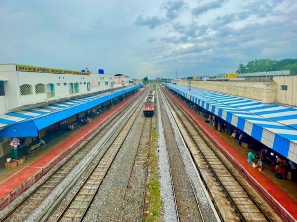 Sabotage halts rail traffic in northern Germany