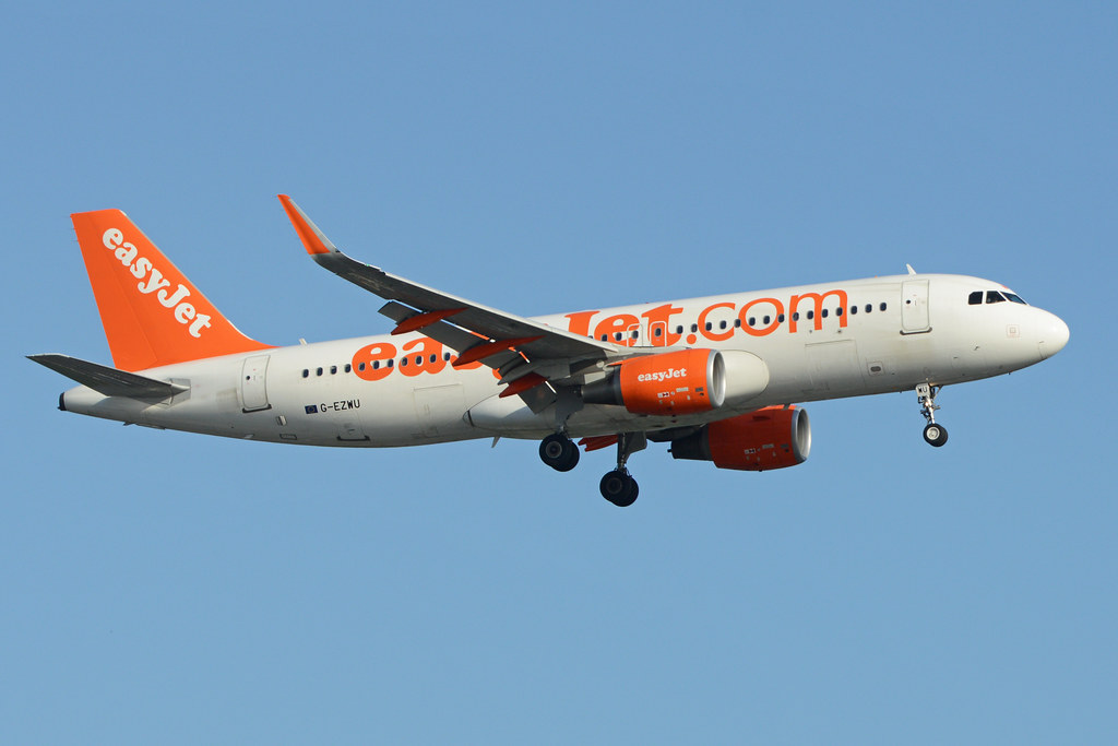 EasyJet to scrap carbon offsetting to focus on cutting emissions 