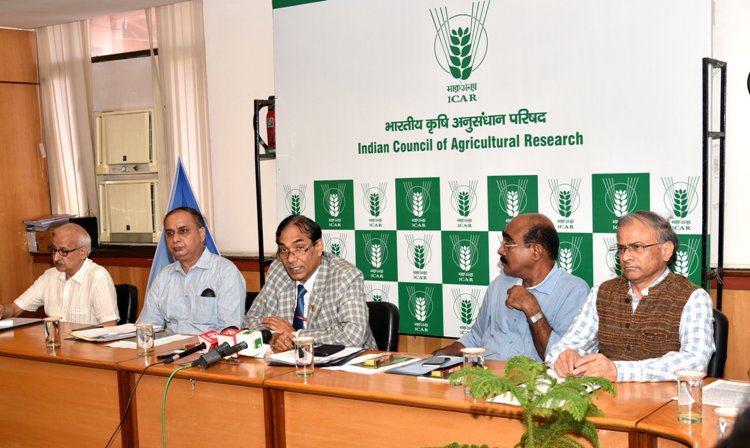 Reduction in fertilizer use could be ensured by irrigation scheduling: DG ICAR