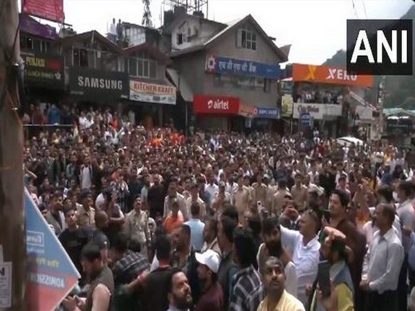 Protests Erupt Over Alleged Illegal Construction of Sanjauli Masjid in Shimla