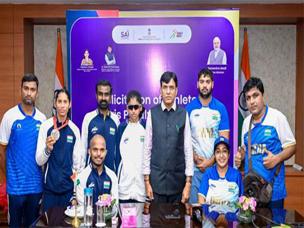 Union Minister Mansukh Mandaviya Honors Indian Para-Athletes for Paris 2024 Paralympics Success