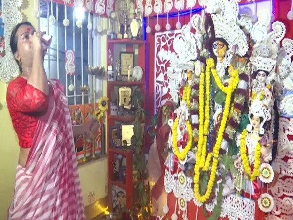 West Bengal: Transgender community offers prayer to unique 'Ardh Nariswar' idol