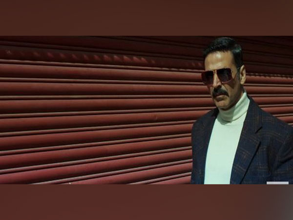 Akshay Kumar drops exciting teaser of 'Bell Bottom'