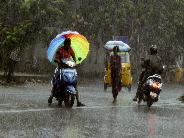 Many districts in Gujarat, Maharashtra likely to receive rainfall over next two days: IMD