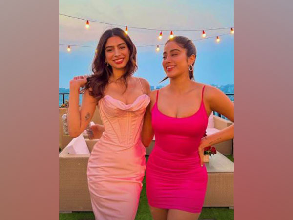 Janhvi Kapoor calls sister Khushi her 'entire life' in birthday note