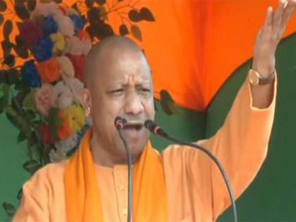 Yogi Adityanath Slams JMM, Compares to Mughal Era Looting