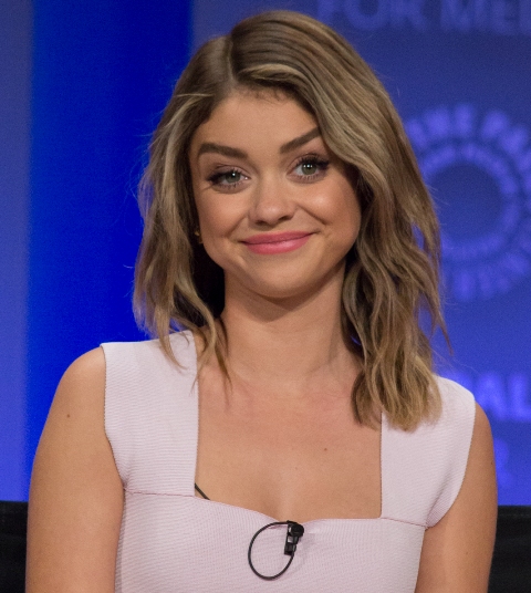 Sarah Hyland temporarily steps away from social media after cousin's death
