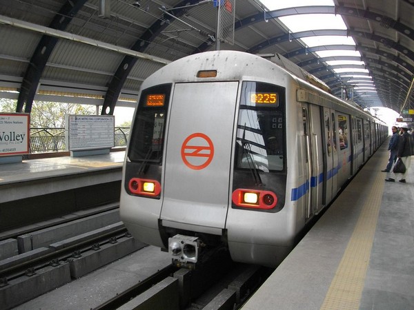 Delhi Metro's Blue Line Hit by Cable Theft, Repairs Underway