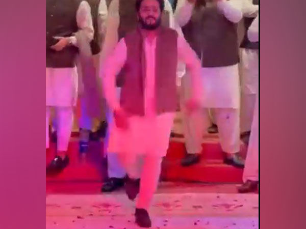 Pakistan national assembly member dances to Indian hit song 'Tip tip barsa paani'