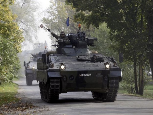 US, Germany to supply Ukraine with fighting vehicles