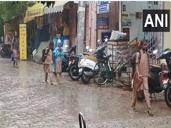 Tamil Nadu: Heavy rain lashes Thoothukudi district