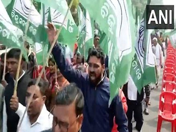 BJD Stages Massive Protest Against Odisha's Rising Prices Under BJP Rule