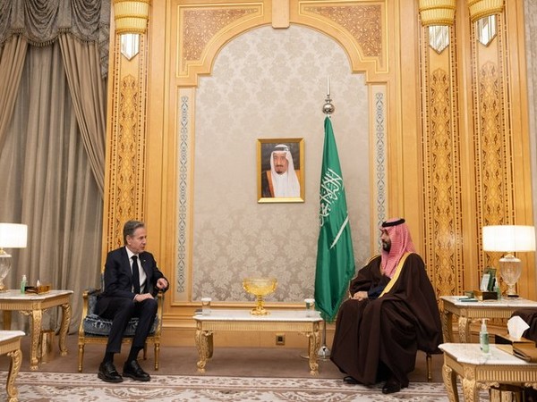 Blinken meets Saudi Crown Prince, addresses humanitarian needs in Gaza