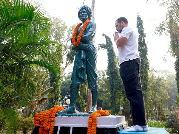 Nyay Yatra: Rahul Gandhi pays tributes to tribal leader Birsa Munda in Jharkhand