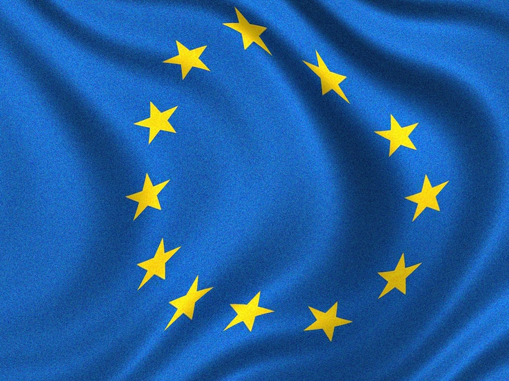 EU and Ukraine interests `exactly the same', Juncker tells Kiev