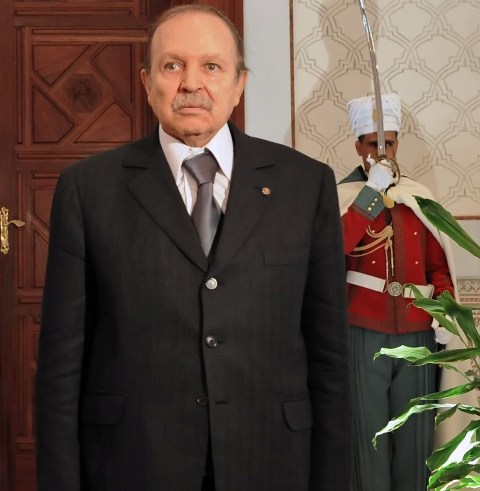 More than 1000 Algeria judges threaten to boycott election if Bouteflika contests