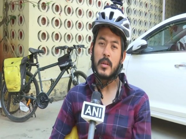 Manipur cyclist sets out on campaign to raise funds to feed the hungry