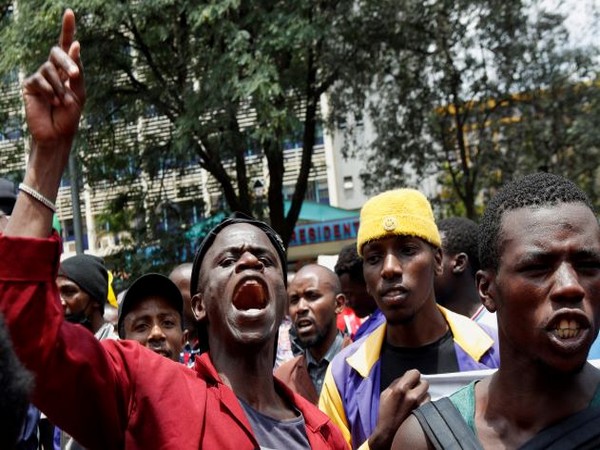 "Chinese must go!" Kenyan traders protest against Chinese businesses
