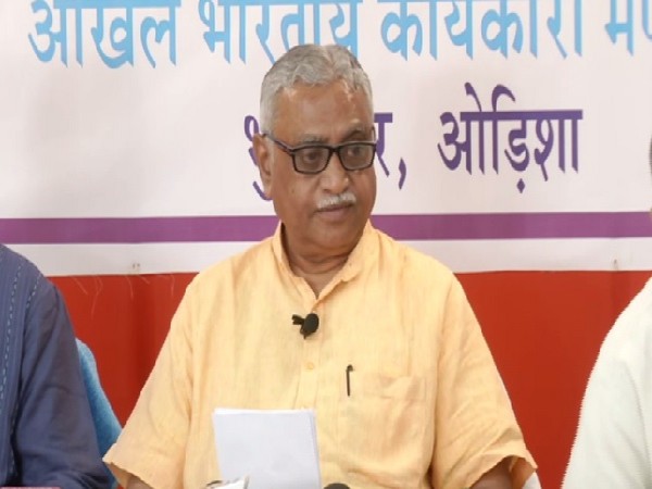 The community stands exposed, says RSS leader Vaidya on Tablighi Jamaat event