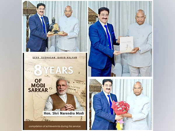 Sandeep Marwah Presented First Copy of Book- 8 Years of Modi Sarkar to Ram Nath Kovind