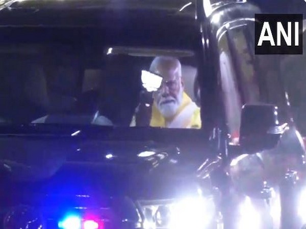 PM Modi arrives in Bhubaneswar, to hold public rallies in Brahmapur, Nowrangpur today 