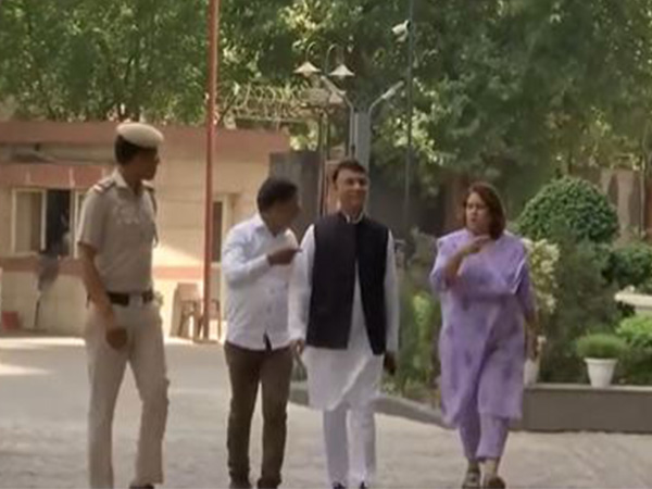 "Take immediate action against BJP...": Pawan Khera along with Congress delegation, meets Delhi Police Commissioner