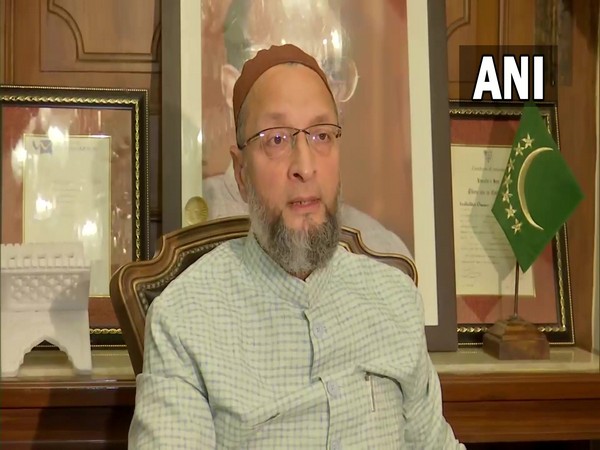 No showering of petals on Muslims, they bulldoze our houses: AIMIM leader Asaduddin Owaisi