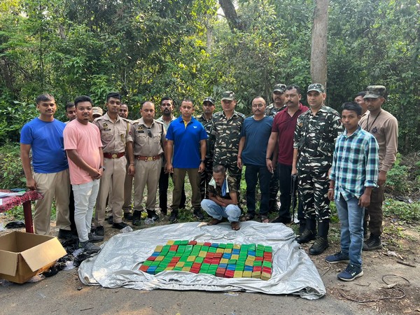 Assam: Karbi Anglong Police seizes 1.1 kg heroin at Nambor Forest bridge, arrests one person