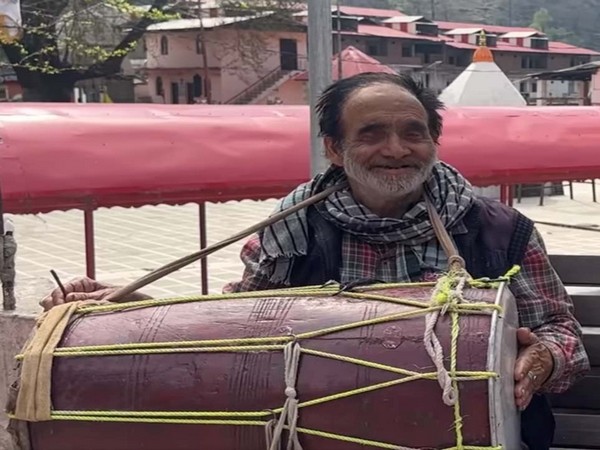 Meet Abdul Ghani, an artist playing drums in Poonch's Budha Amarnath temple for past 30 years