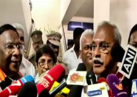 Puducherry CM walks out of state planning board meeting 