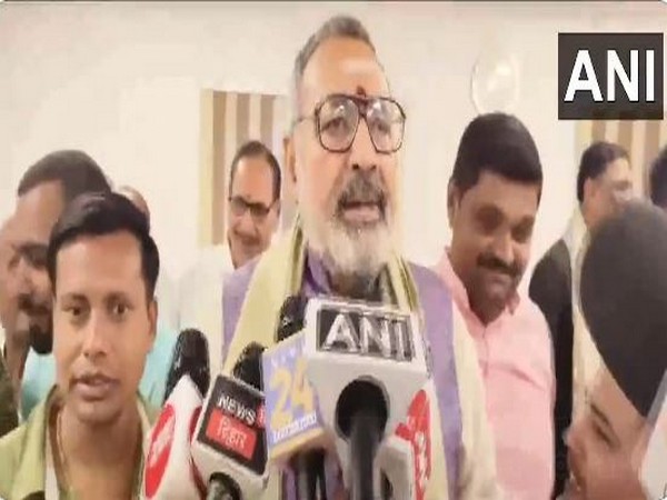 BJP's Giriraj Singh Calls Rahul Gandhi's Hathras Visit a 'Political Tour'