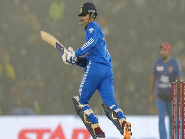 New-Look India Stymies Zimbabwe in First T20I