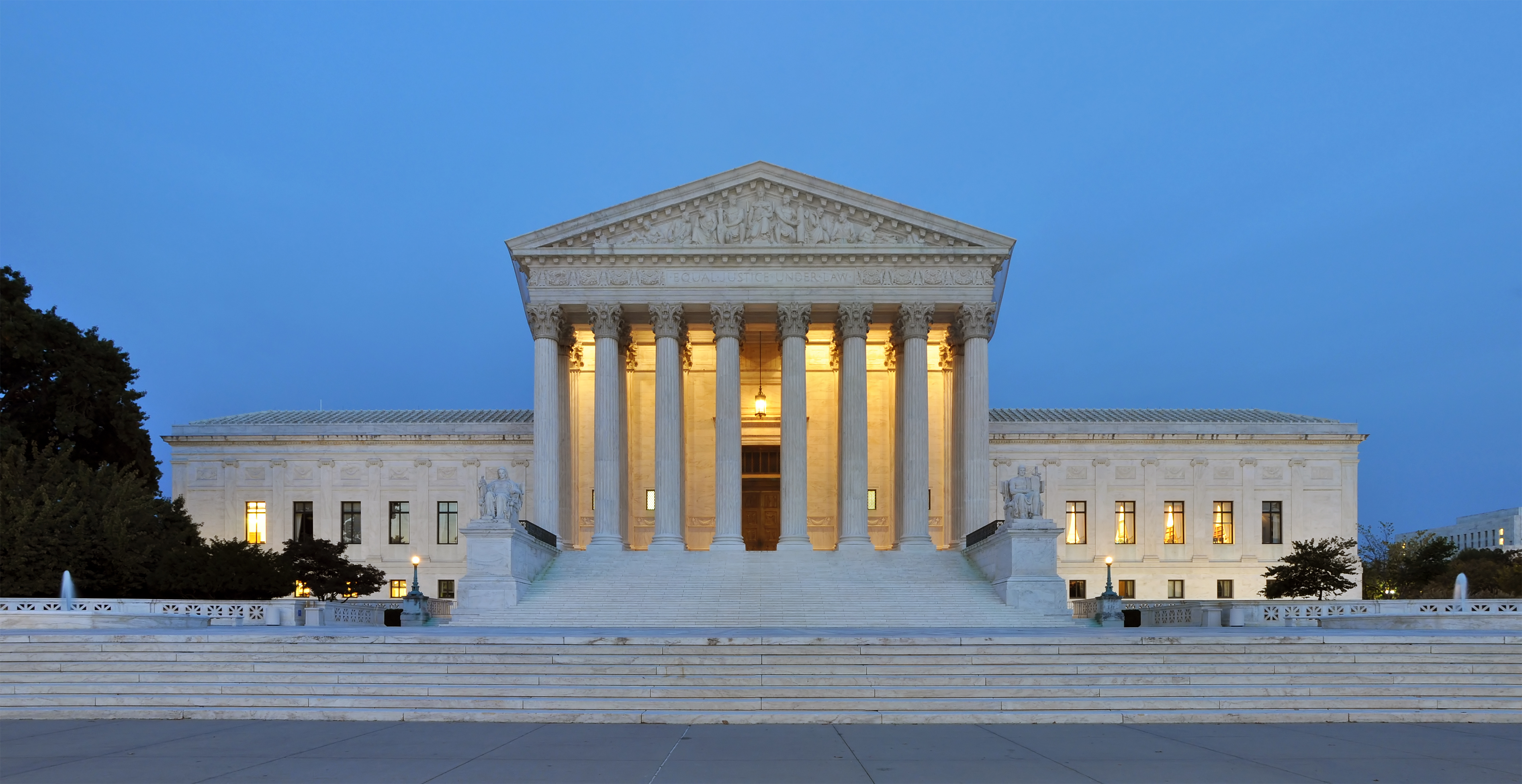 UPDATE 3-U.S. Supreme Court takes up presidential Electoral College dispute