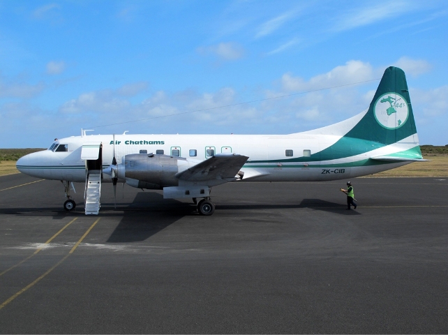 Air Chathams' first flight to Norfolk Island welcomed 