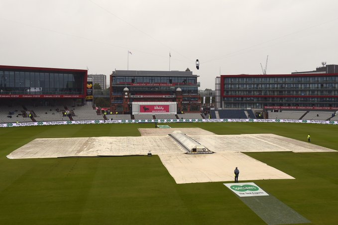 No play before lunch on third day of fourth Ashes Test