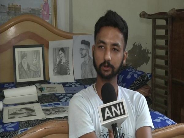 Defying all odds, specially-abled artist from Ludhiana earns by selling his paintings online